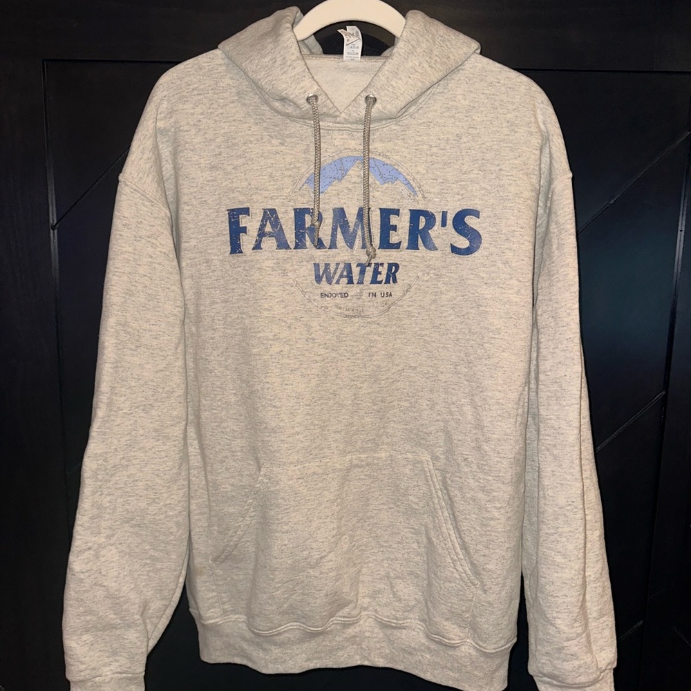 Farmer’s Water Size L light gray hoodie